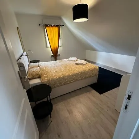 Maison De A Louer Mosles
